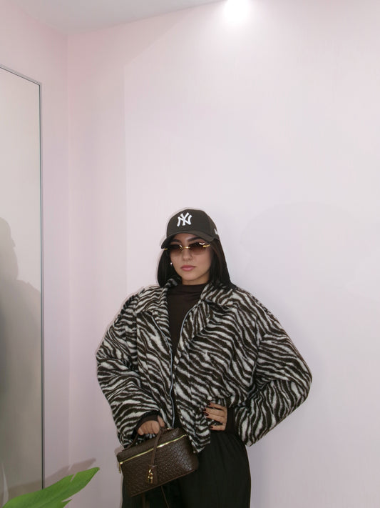 BOMBER CHOCO ZEBRATO